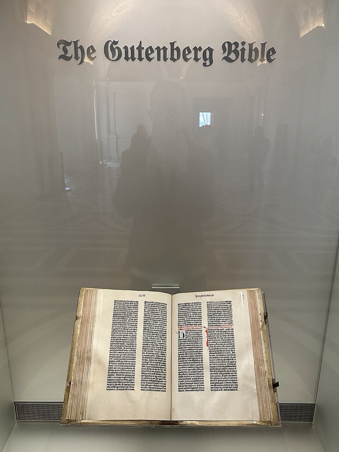 Gutenbergova bible (asi 1455)